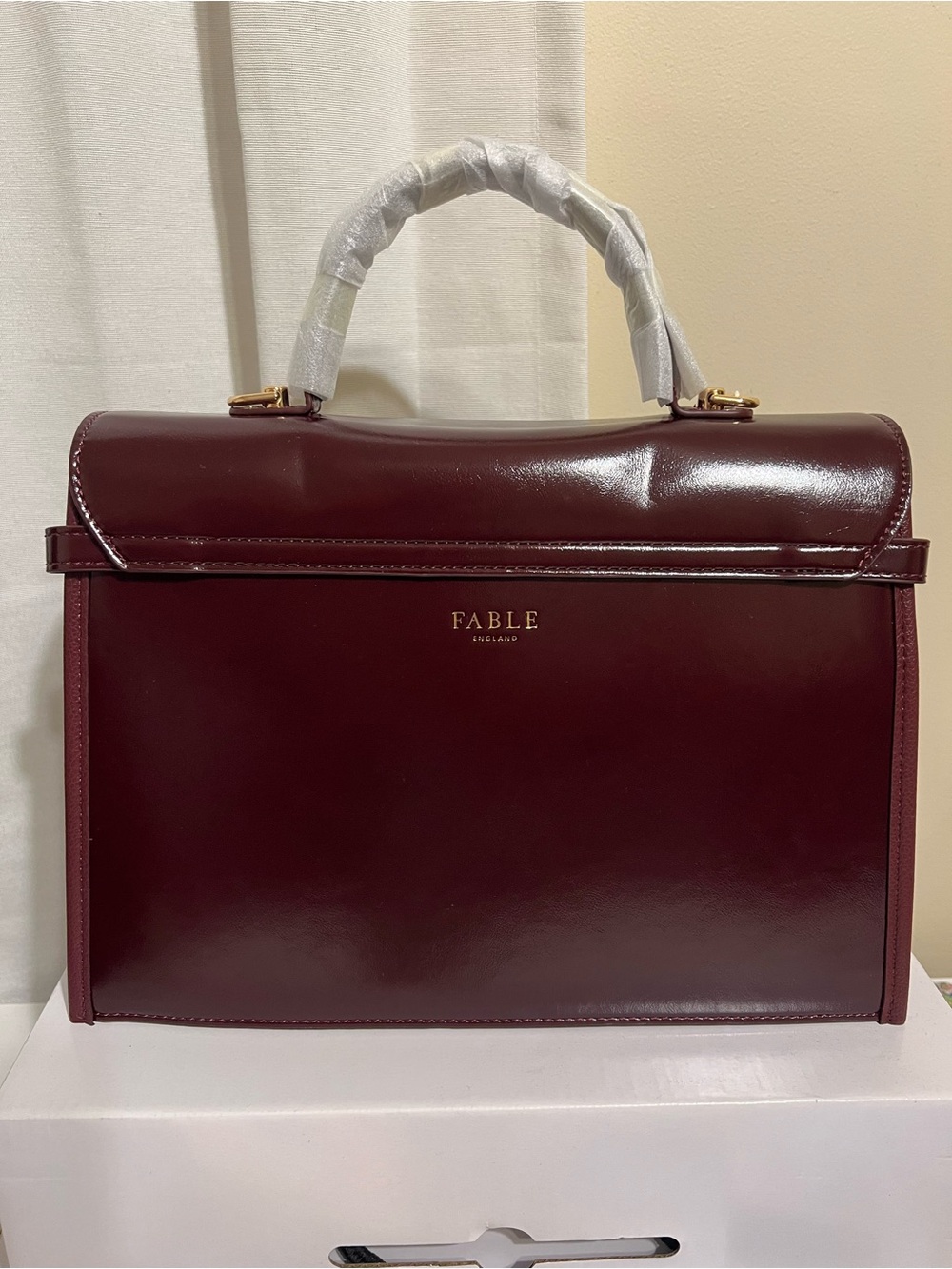 Fable England Burgundy Leather Purse NWT - Picture 2 of 5